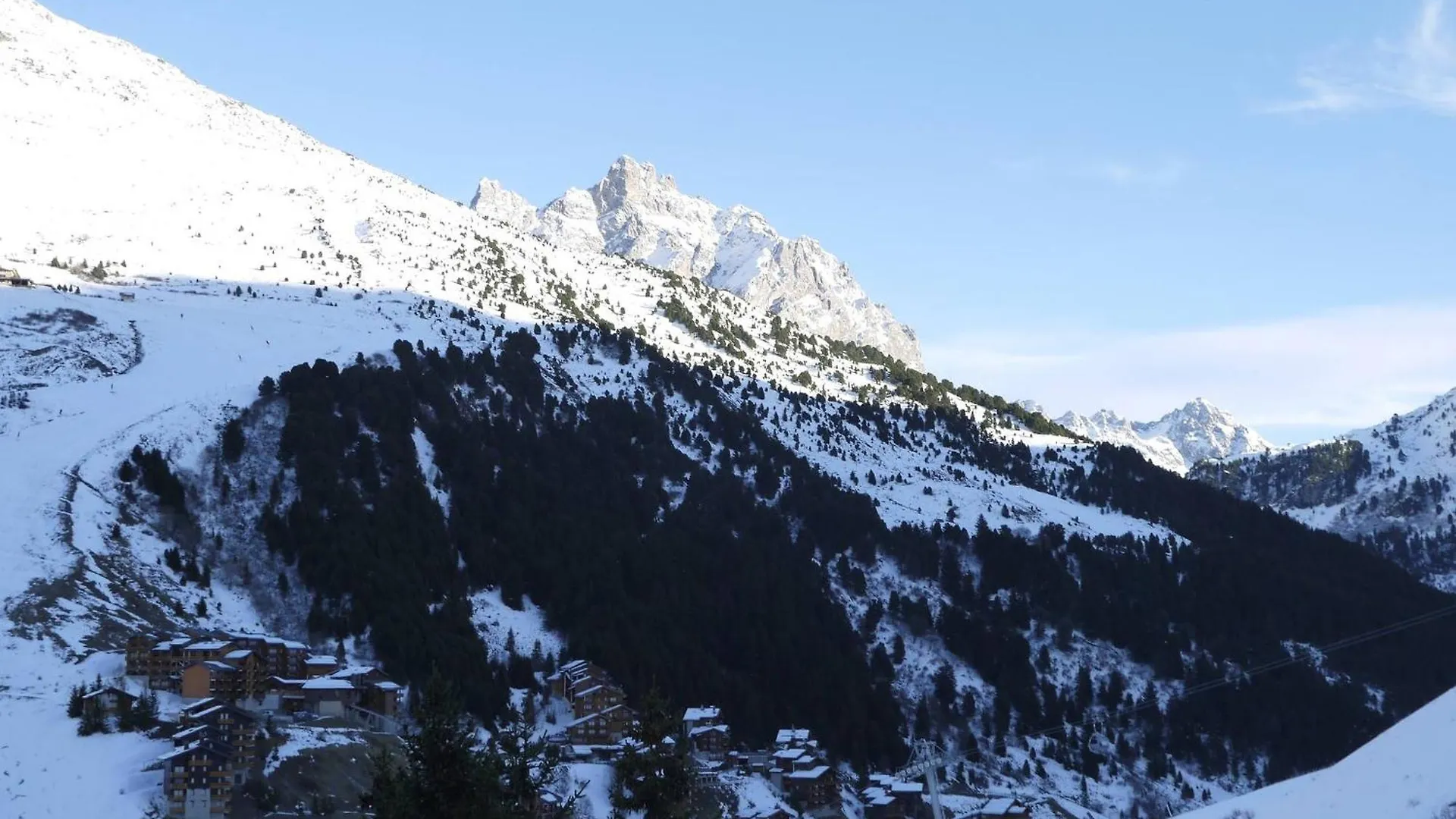 Meribel Mottaret: Apt 6 Pers, Balcon, Casier Skis, Ascenseur, Animaux Admis - Fr-1-355-33 France